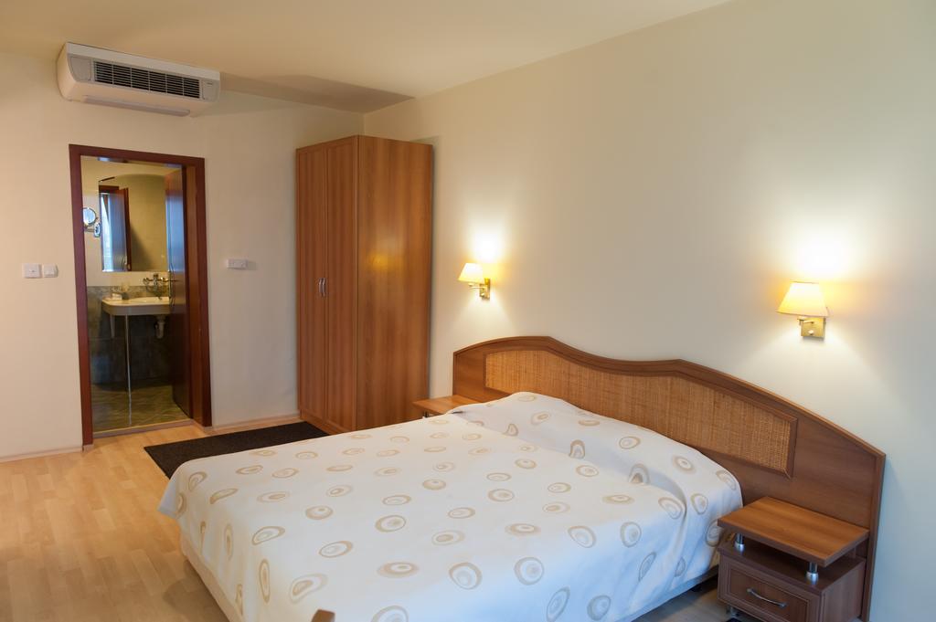 Hotel Astrea Хисаря Номер фото