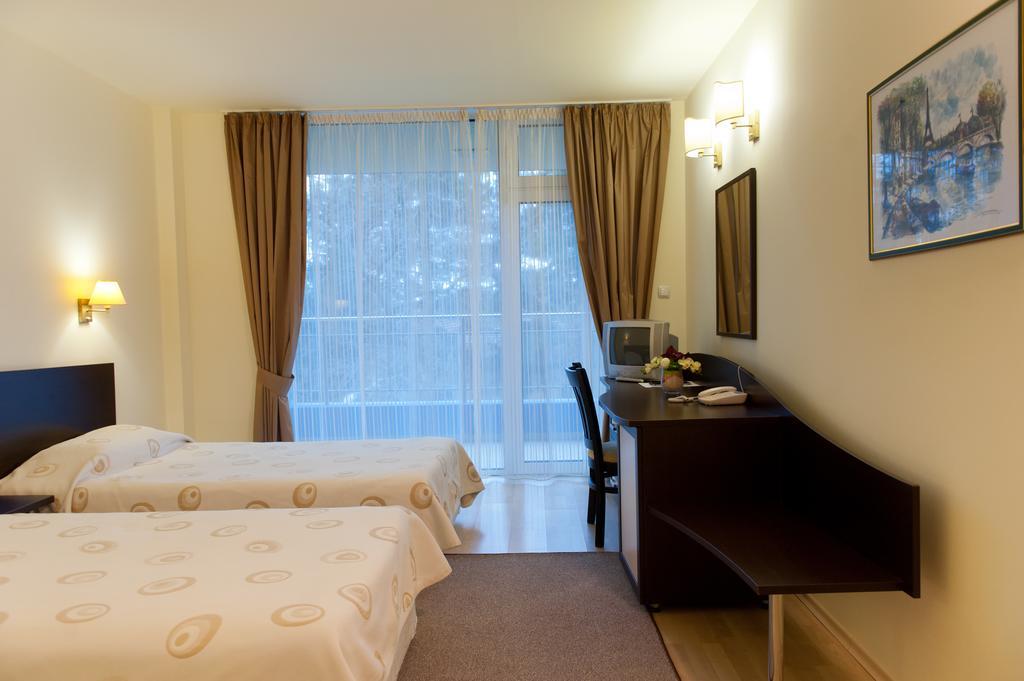 Hotel Astrea Хисаря Номер фото