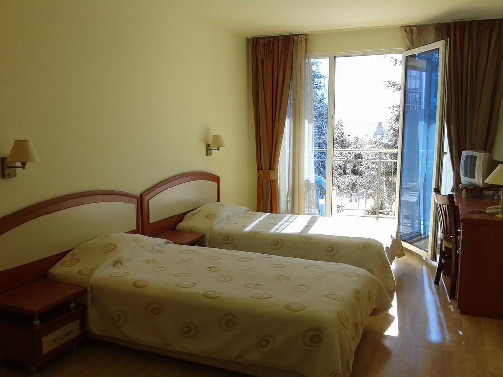 Hotel Astrea Хисаря Номер фото